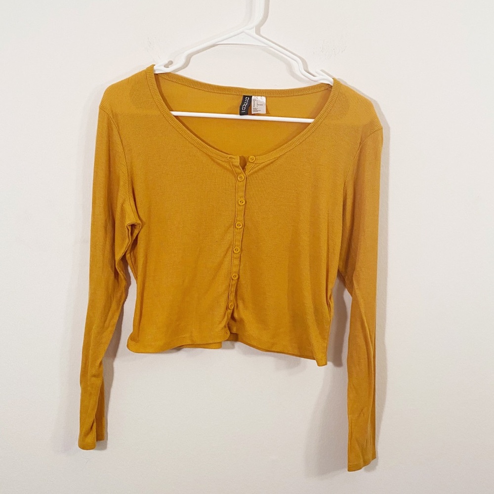 H&M Divided Long Sleeve Button Up Crop Top Shirt
